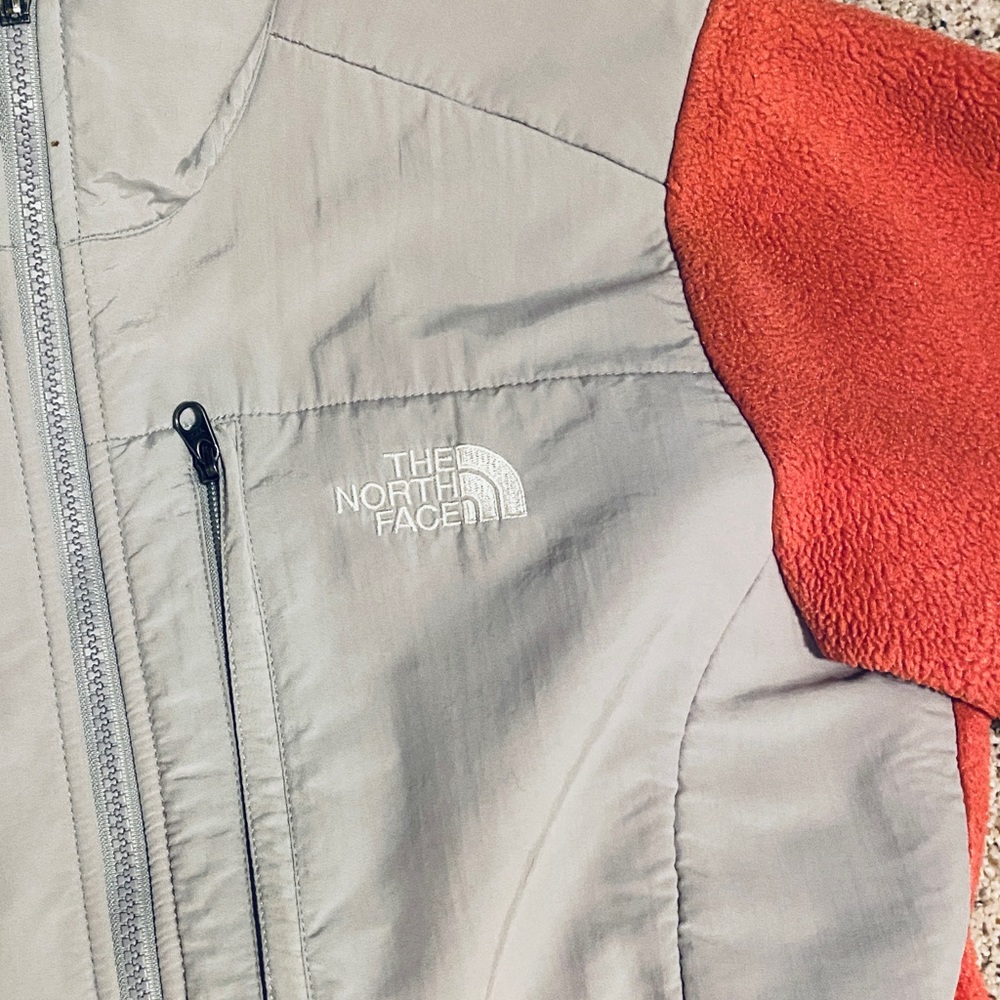 North Face - Medium, Coral Women’s fleece - Picture 3 of 4